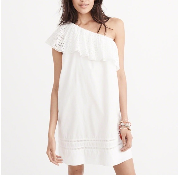 Abercrombie & Fitch Dresses & Skirts - Abercrombie and Fitch one shoulder dress